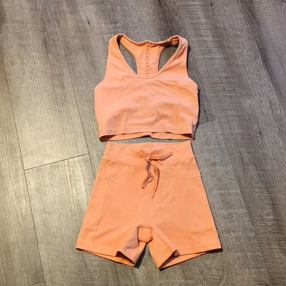 Aerie bike shorts and tank workout set - Picture 1 of 3